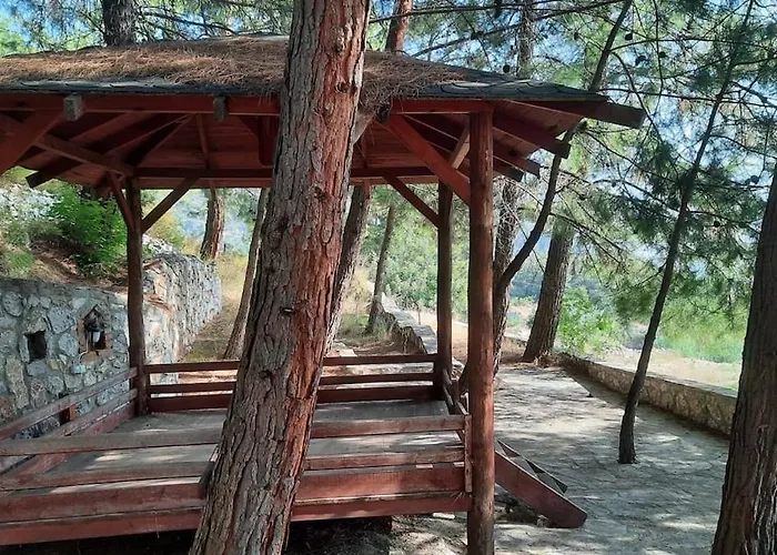 Вилла With Sea Views In Faralya